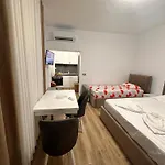 Bujtina Sakollari Vendégház