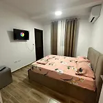 Bujtina Sakollari