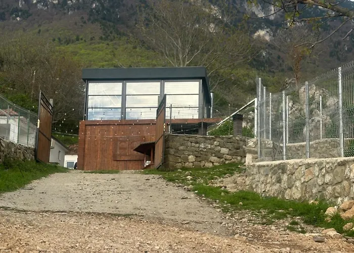 Bujtina Sakollari Pensión Polican (Berat)